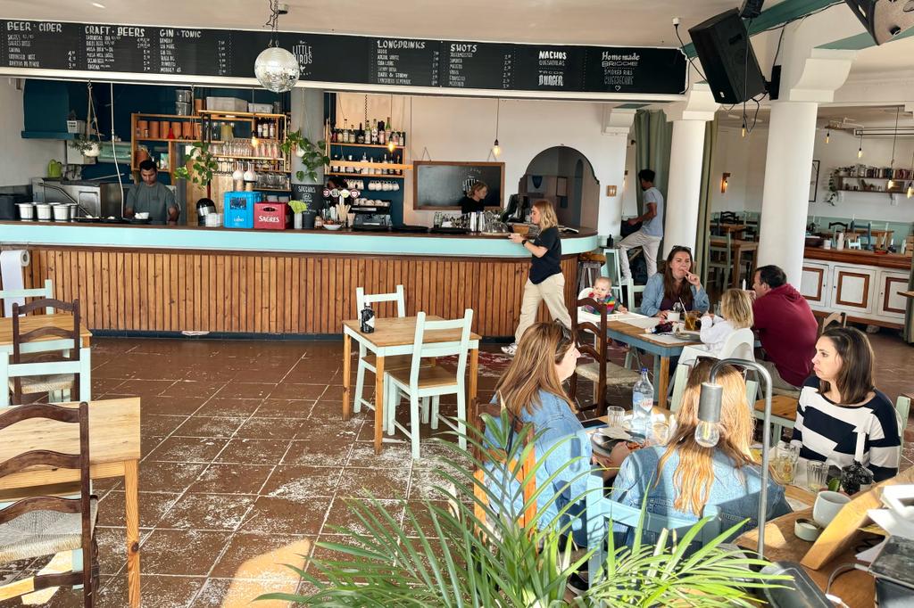 WhatsApp Image 2023-11-26 at 09.38.23