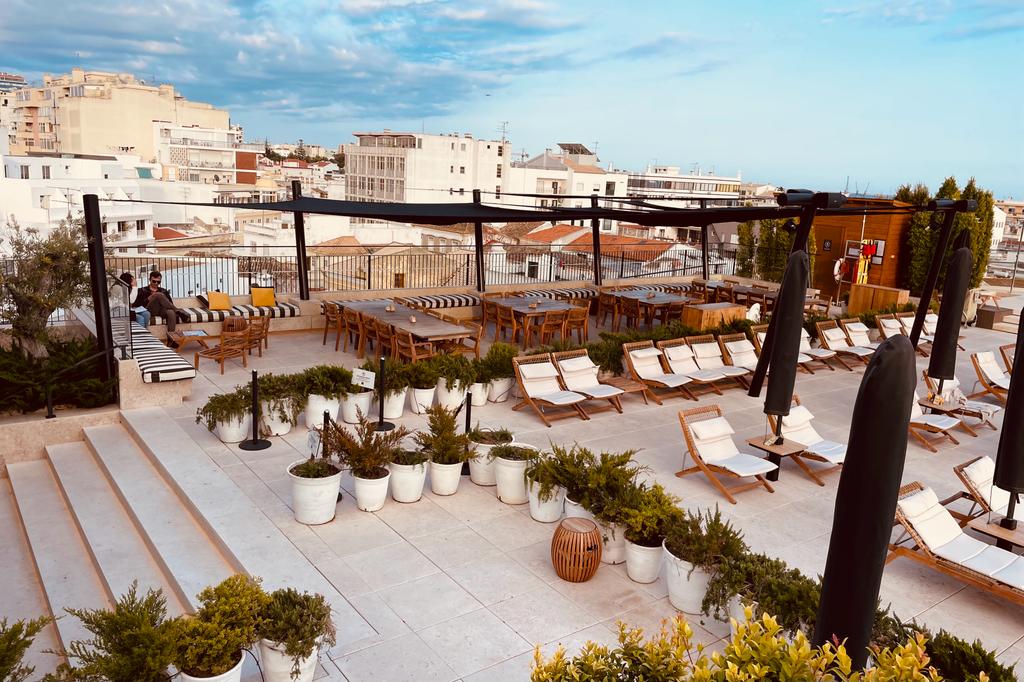 WhatsApp Image 2023-12-15 at 13.00.58(4)