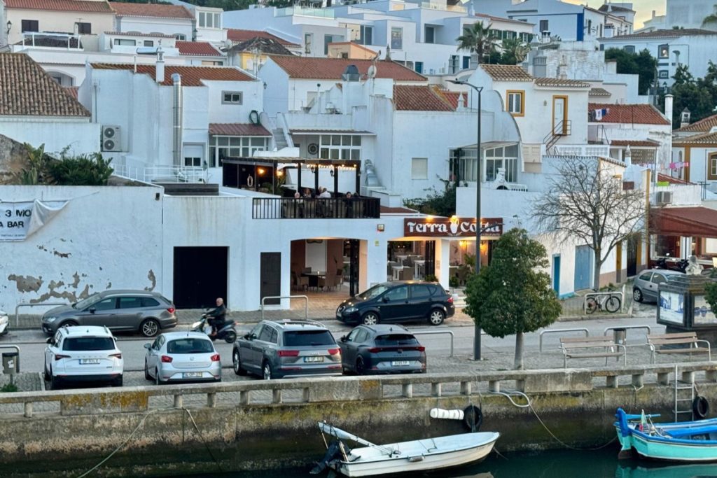 Terra Cotta Ferragudo