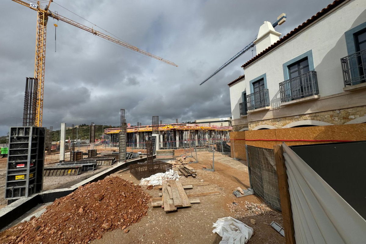 WhatsApp Image 2024-10-14 at 11.55.41(4)