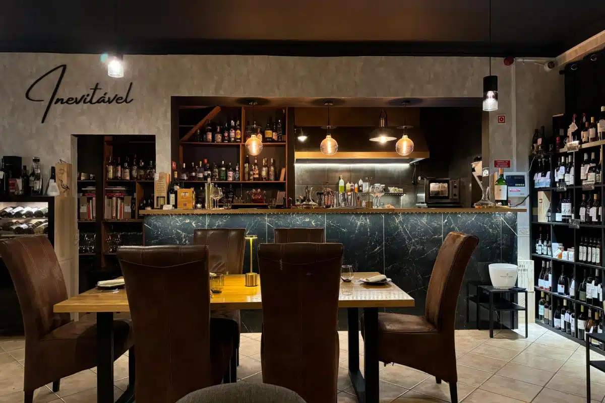 Inevitável Restaurant & Wine Bar