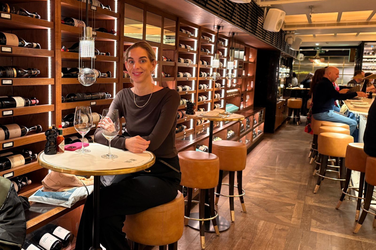 JNcQUOI Delibar Avenida